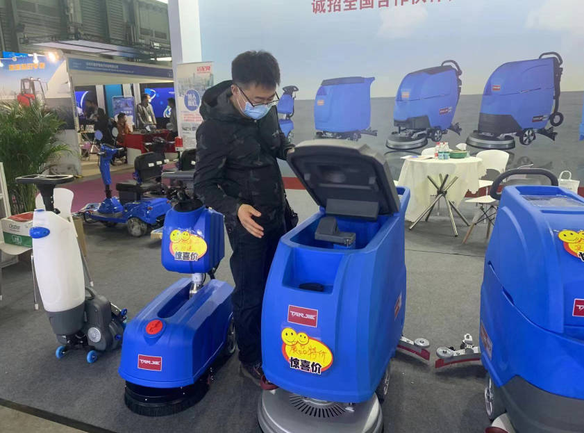 百色坦洁洗地机公司致力于电动洗地机的生产、销售和服务百家